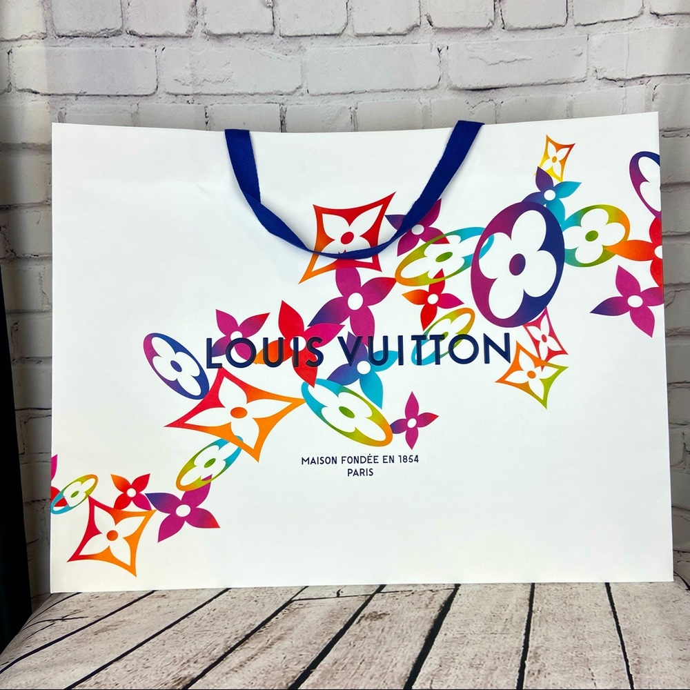 Louis Vuitton 2020 Christmas shopping bag XL BRAND NEW Not used! RARE!